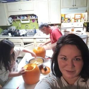 Meet your Posher, Brittney